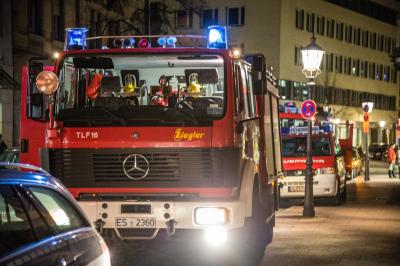 Esslingen: Rauchgeruch sorgt fuer Feuerwehreinsatz